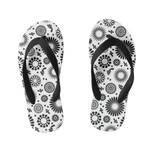 Boho Blume Schwarz-Weiß-Vektorblumenmuster Kinderbadesandalen