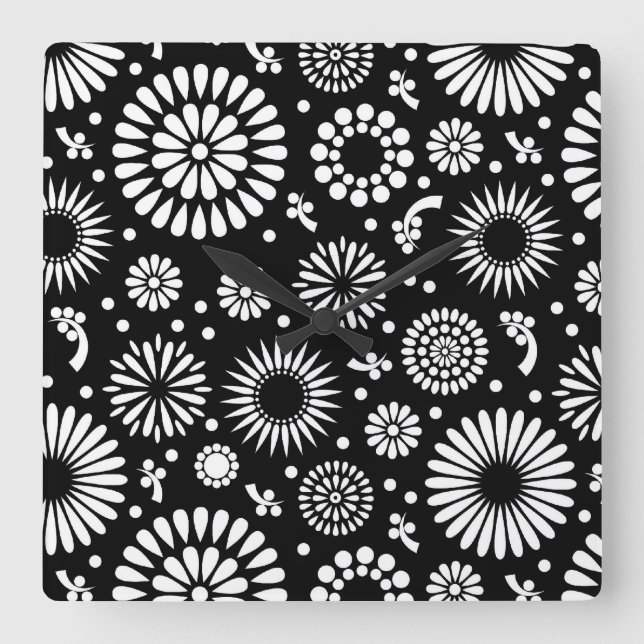 Boho Blume Schwarz-Weiß-Vektorblumenmuster Quadratische Wanduhr (Vorderseite)