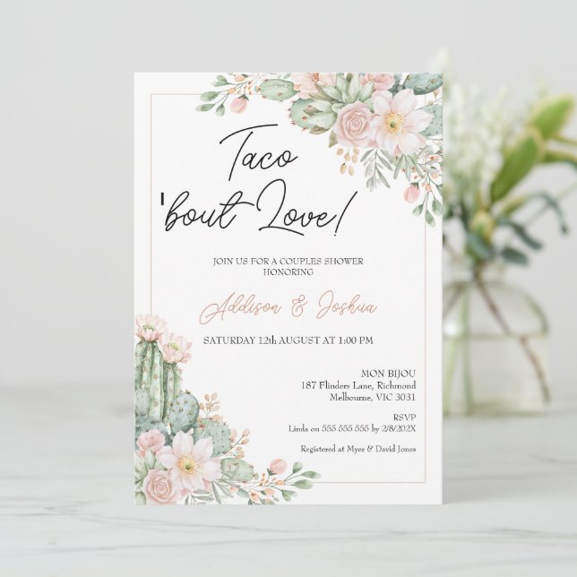 Boho Blush Floral Taco "über Liebe Paare Bridal Einladung (Stehend Vorderseite)