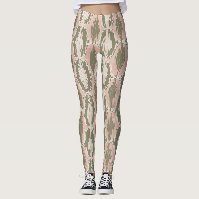 Boho Blush Pink Olive Ikat-Muster Leggings (Vorderseite)