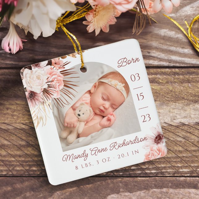 Boho Bohemisch Pink Floral Baby Birth Stats Foto Keramikornament (Boho Bohemian Pink Floral Baby Birth Stats Photo Ceramic Ornament)