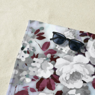 Boho borundy, weißer pastellfarbener Marmor, Blume Strandtuch