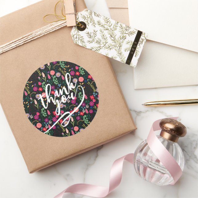 Boho Botanical Watercolor Flowers Black Runder Aufkleber (Schenken)