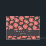 Boho Botanische Blume Schwarz-Braut-Hochzeit Dankeskarte<br><div class="desc">Mit dieser eleganten Dankeschön-Karte im Blumenstil, die mit einem charmanten Korallenmuster vor einem tiefen Hintergrund mit klassischer Typografie versehen ist, eignet sich diese hübsch gestaltete Flachkarte hervorragend für Hochzeiten, Brautpartys oder besondere Anlässe. Sie verleiht Ihrer Botschaft eine durchdachte Touch - ideal für Paare, die eine kühne und zeitlose Schreibarbeit mit...</div>