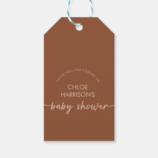 Boho Brown Terracotta Beige Script Baby Dusche Geschenkanhänger (Vorderseite)