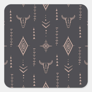 Boho-Büffelschädel, ethnisch nahtlos. Quadratischer Aufkleber