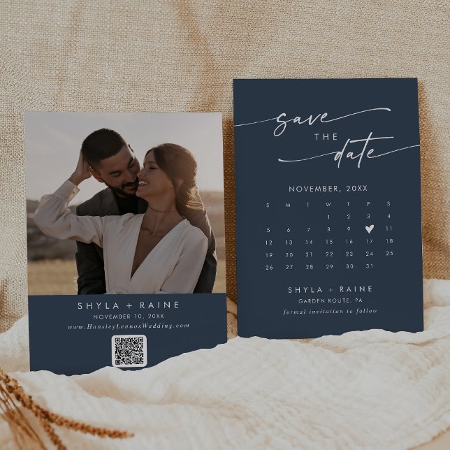 Boho Chic Dark Navy Blue QR Foto Calendar Save The Date (Von Creator hochgeladen)