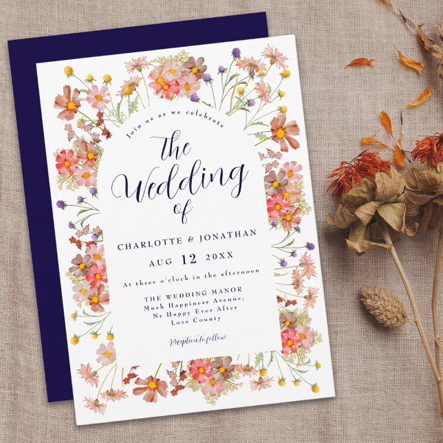 Boho Chic Floral Hochzeit im Herbst Einladung (Elegant boho rustic floral navy blue fall wedding invitation Watercolor wildflowers modern script )