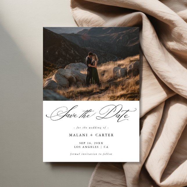 Boho Chic Script Mountain Foto Luxury Wedding Save The Date (Von Creator hochgeladen)