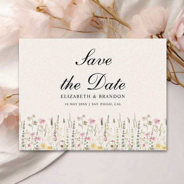 Boho Chic Wedding with Beige Flowers Postkarte (Von Creator hochgeladen)