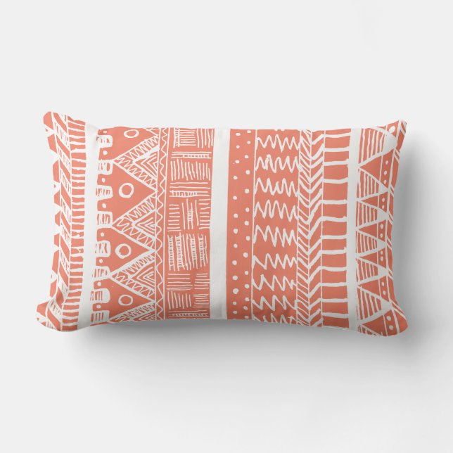 Boho Coral Aztec Lendenkissen (Vorderseite)