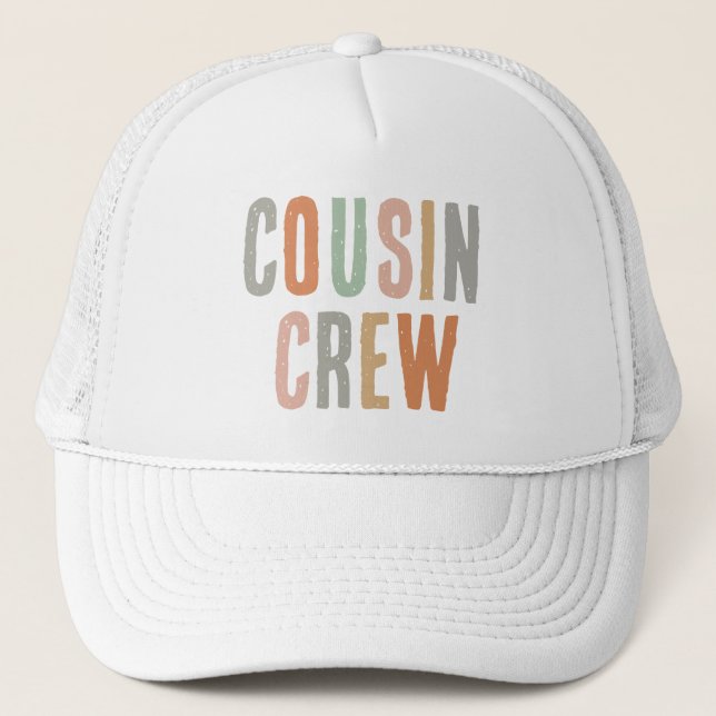 Boho Cousin Crew Wiedersehen Matching Truckerkappe (Vorderseite)