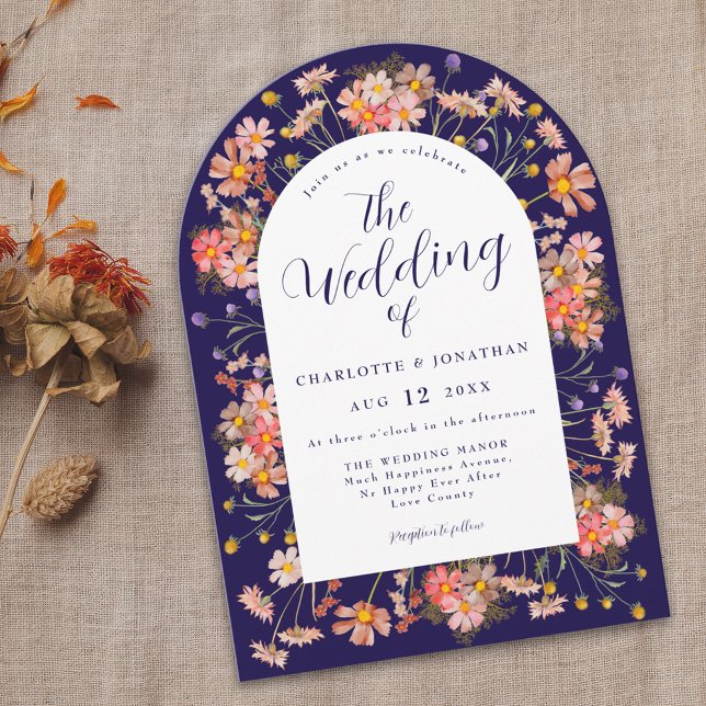 Boho Fall Wildblume Arch Burnt Orange Wedding Einladung (Boho floral arch navy blue fall wedding invitation Elegant modern script watercolor wildflowers )