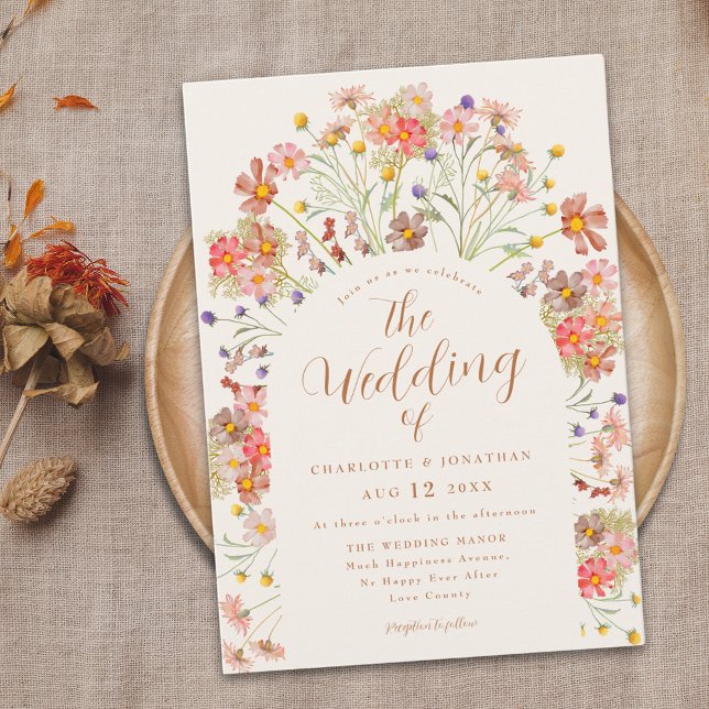 Boho Fall Wildblume Terracotta Wedding Einladung (Boho fall wildflower terracotta burnt orange wedding invitation with elegant arch and modern script )