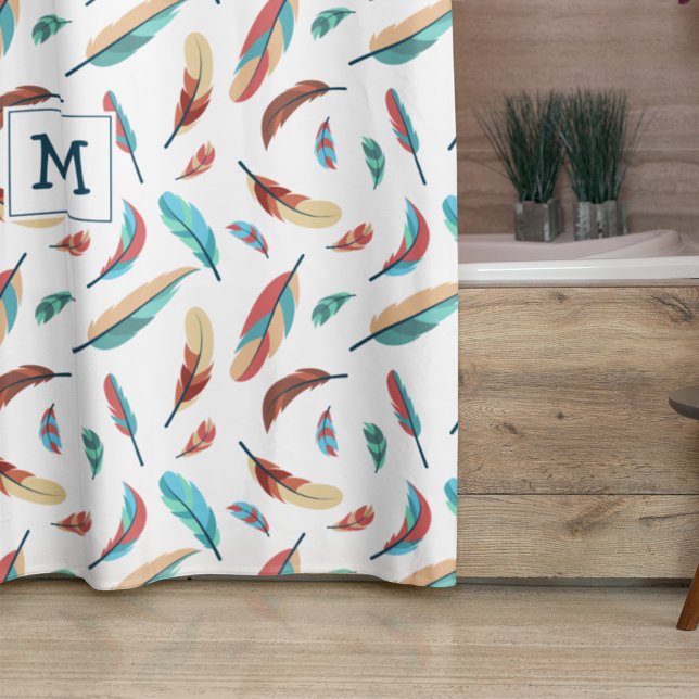 Boho Floating Feathers Pattern Mit Monogramm Duschvorhang (Von Creator hochgeladen)
