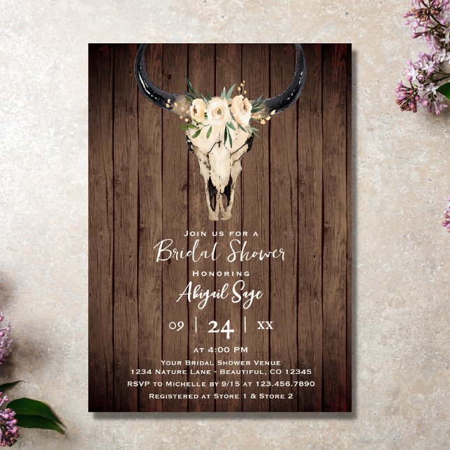 Boho Floral Cow Skull auf Rustic Wood Brautparty Einladung (Von Creator hochgeladen)