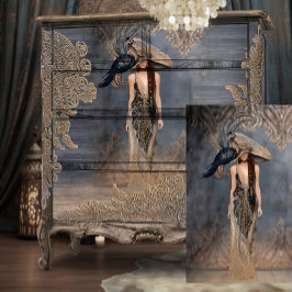 Boho Glam Portrait Kunstvoll wandern im Stehenden Seidenpapier