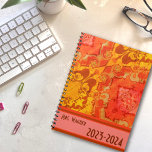 Boho Hübsch Modern Orange Personalisiert Teacher Planer<br><div class="desc">Personalisierter Orange Boho Planner - eine lustige und angenehme Art, dieses Schuljahr bleibe. Dieser personalisierte Planer ist ideal für Lehrer, die mit Unterrichtsplänen, Tagungen, etc. bleibe werden können. Eine tolle Geschenkidee, dass sie tatsächlich Liebe und Gebrauch. Diese braunen, gelben und rosa angepassten Notebooks tragen den Namen des Lehrers ganz unten...</div>