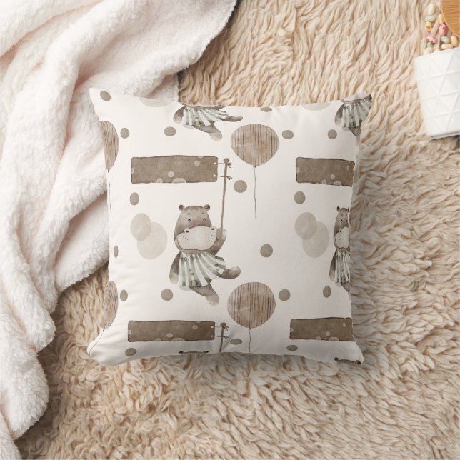 Boho in Neutrals: Baby Hippos & Balloons Kinderzim Kissen (Decke)