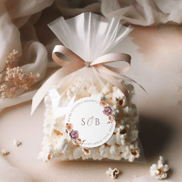 Boho Lila Floral Round Wedding Sticker Initialen