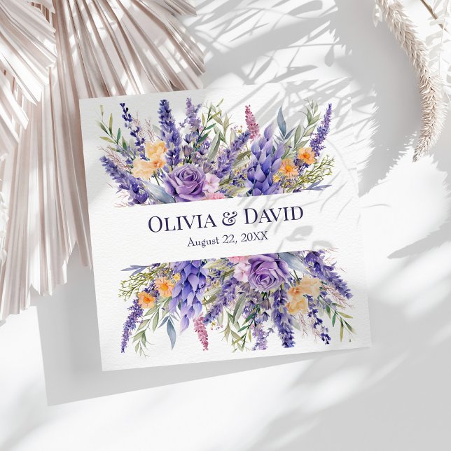 Boho Lilac Watercolor Wildblume Wedding Napkins Serviette (Boho Lilac Watercolor Wildflower Wedding Napkins on a sunny neutral boho table.)