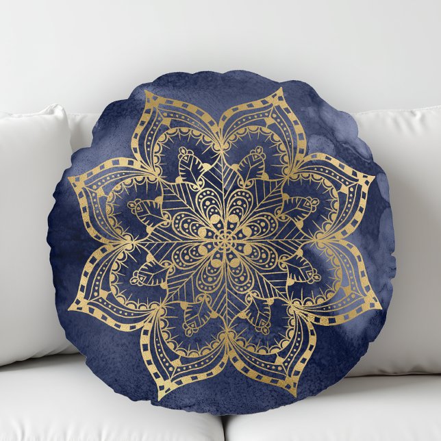 Boho Mandala Gold Navy Blue Ink Texture Rundes Kissen (Von Creator hochgeladen)