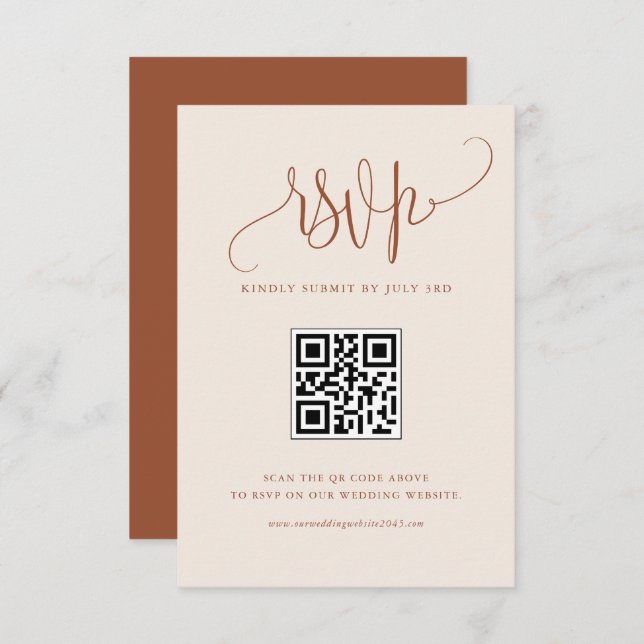 Boho Modern Calligraphy Terracotta Wedding QR Code RSVP Karte (Vorne/Hinten)