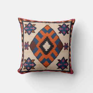 Boho moderne : Coussins de Kilim blanc avec Ma géo