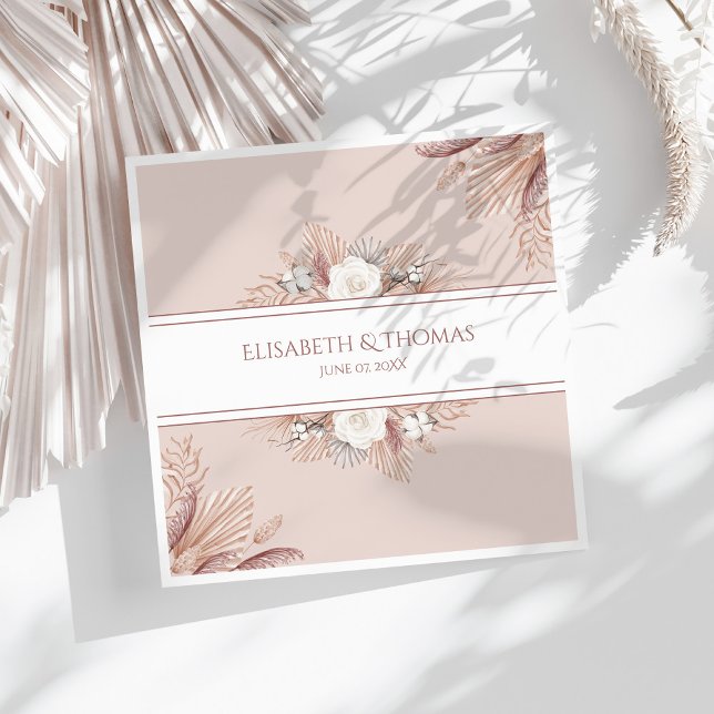 Boho Pampas Grass Wedding Serviette (Boho Pampas Grass Wedding Napkins on a sunny white table with dry palm leaf.)