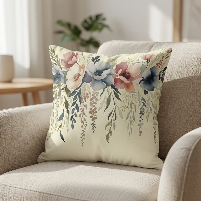 Boho-Pastell-Blumenkaskade Kissen (Von Creator hochgeladen)