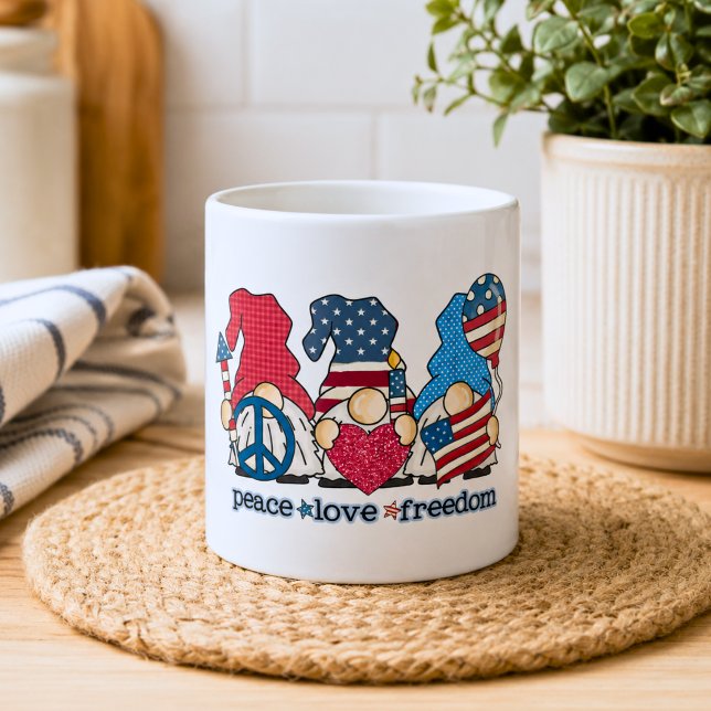 Boho-patriotische Gnome Kaffeetasse (Von Creator hochgeladen)