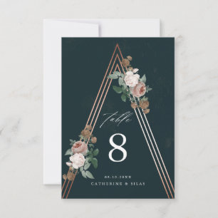 Boho Pyramide Blumenkarte zur Tischnummer