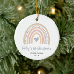 Boho Rainbow Boy Foto Baby First Christmas Keramik Ornament<br><div class="desc">Niedliches Baby's First Christmas Ornament mit einem blauen Herz in einem boho Regenbogen zusammen mit "Baby's 1st Weihnachten",  Babyname und das Jahr. Die Rückseite hat Ihr Lieblingsneugeborenes Foto. Dieses moderne Baby-Ornament ist ein großartiges Weihnachtsgeschenk für neue Eltern eines kleinen Jungen.</div>