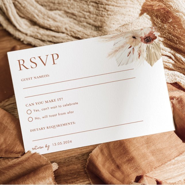 Boho Rust Terracotta Wedding RSVP Postcard Karte (HAZEL | RSVP Postcard Matching items available)