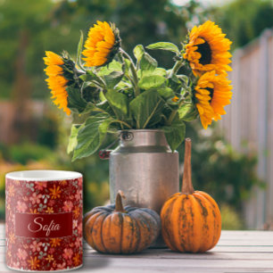 Boho-rustikales Blumen-Wasserfarbmuster dunkelrot Kaffeetasse