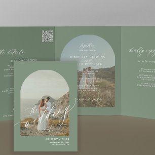 Boho-Sage-Grün-Bogen-Foto-QR-Code-Hochzeit Dreifach Gefaltete Einladung