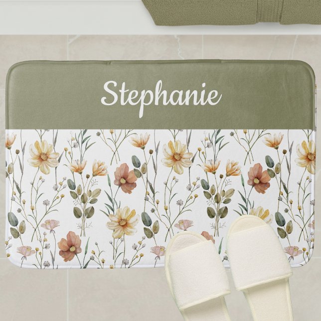 Boho-Sagegrün-Aquarell-Wildblumen-Monogramm Badematte (Von Creator hochgeladen)