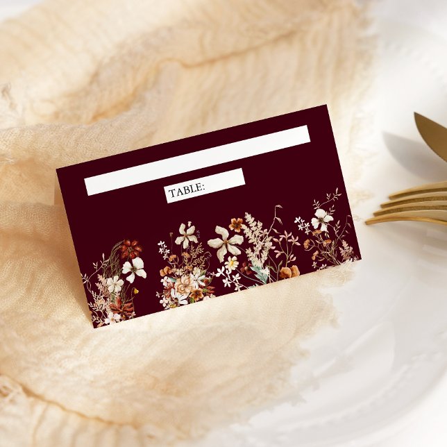 Boho Terracotta Floral Wildblume Burgundy Wedding Platzkarte (Von Creator hochgeladen)