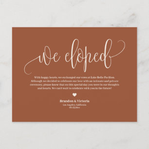 Boho Terracotta Hübsche Script Wedding Ankündigungspostkarte