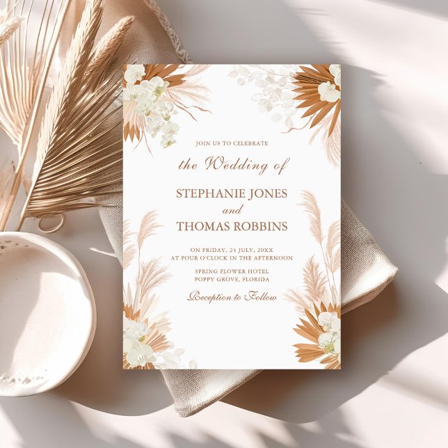 Boho Terracotta Pampas Grass Orchid Wedding Einladung (Boho Terracotta Pampas Grass Orchid Wedding Invitation on a boho wedding table)