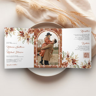 Boho Terrakotta Blumen Wildblume Weiße Hochzeit Dreifach Gefaltete Einladung