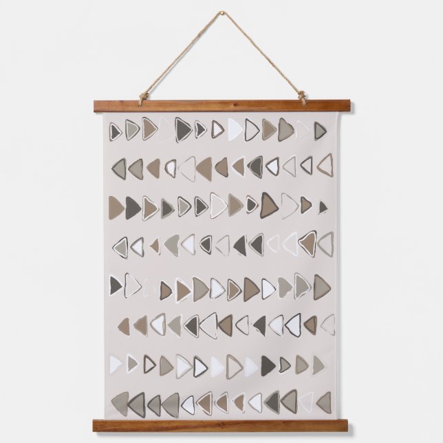 Boho Triangle Brown Taupe Ivory Wandteppich Mit Holzrahmen (Vorderseite)