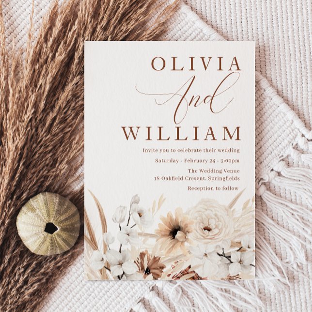 Boho White Floral Arrangement Moderne Hochzeit Einladung (Von Creator hochgeladen)