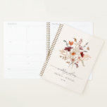 Boho Wildblume Elegante Hochzeit im Herbst Planer<br><div class="desc">Bleibe mit unserem Boho Wildblume Wedding Planner organisiert und umarmt die Schönheit des boho Charmes. Dieser exquisite Planer verfügt über ein faszinierendes Wildblume-Bouquet auf cremefarbenem Hintergrund, das Ihrer Hochzeitsplanung eine Touch der Natur verleiht. In Vintager Schrift schmücken die Worte "Hochzeitspläne" elegant das Cover und spiegeln die zeitlose Eleganz Ihres bevorstehenden...</div>
