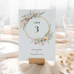 Boho Wildblume Fern Dusty Blue Wedding Tischnummer<br><div class="desc">Dieses boho Wildblume Farn staubblaue Hochzeitsdesign ist eine elegante Anordnung von klassischen geometrischen Rahmen in Gold mit zarten boho blumengeschmückten Bouquets und Stiele. Mit einer Palette von zeitlosen, hellblauen Hintergründen, klassischen schwarzen Typografien und farbenfrohen Wildblumen, schaffen Sie ein romantisches Ambiente, das sich durch eine schöne und polierte Atmosphäre auszeichnet. Mit...</div>