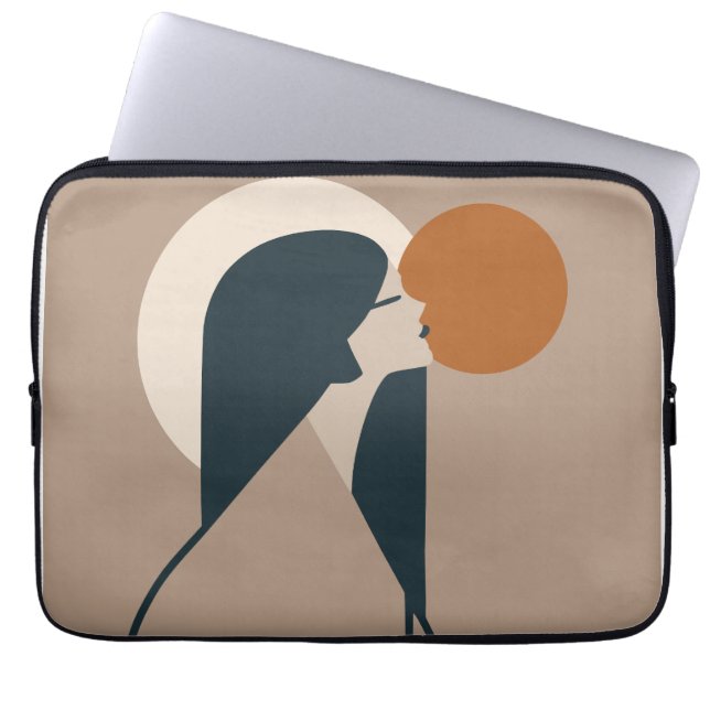 Boho Woman Sun Laptopschutzhülle (Vorderseite)