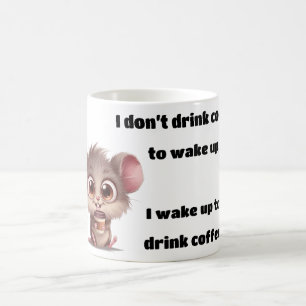 Boire pour réveiller la tasse de café