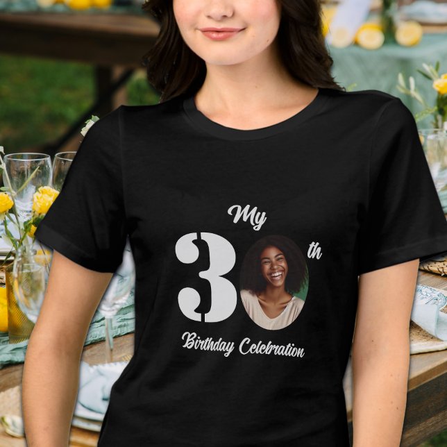Bold 30th Birthday Photo  Tri-Blend Shirt (Von Creator hochgeladen)