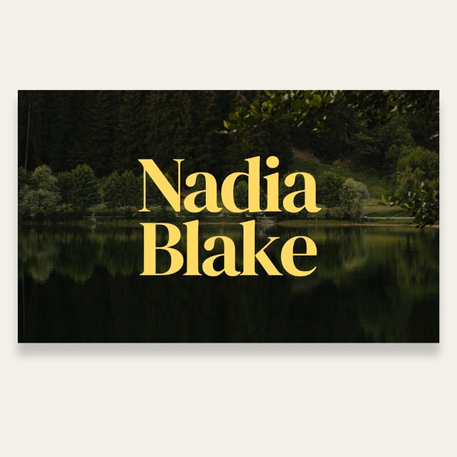 Bold Editorial Style Photo QR Code White Visitenkarte (Von Creator hochgeladen)