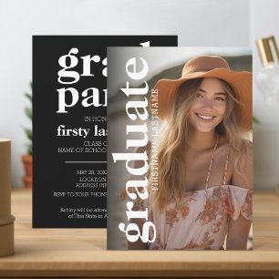 Bold Graduate Foto - Typografie - Grad Party Einladung